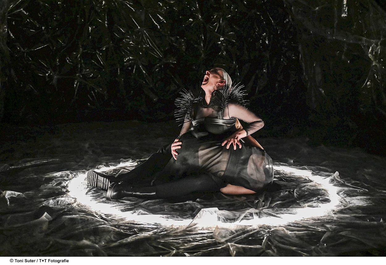 Antigone, Theater Kanton Zürich, Mia Lüscher, Katharina von Bock | Foto: T + T Fotografie, Toni Suter